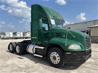 2013 Mack PINNACLE CXU613