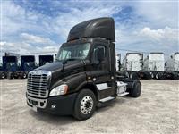 2017 Freightliner CASCADIA 113