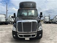 2017 Freightliner CASCADIA 113