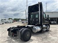 2017 Freightliner CASCADIA 113