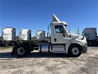 2018 Freightliner Cascadia 125