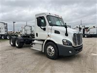 2019 Freightliner CASCADIA 113