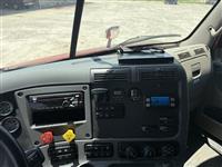 2019 Freightliner CASCADIA 113