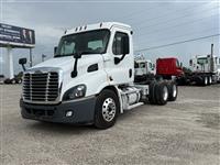 2019 Freightliner CASCADIA 113