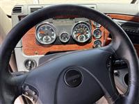 2016 Freightliner Cascadia 125