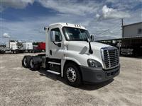 2019 Freightliner Cascadia 125