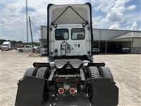 2021 Freightliner CASCADIA 116