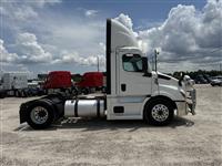 2021 Freightliner CASCADIA 116