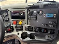 2018 Freightliner CASCADIA 113