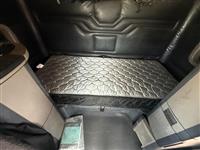 2018 Freightliner CASCADIA 113