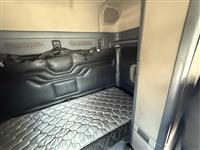 2018 Freightliner CASCADIA 113