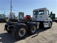 2020 Freightliner CASCADIA 113