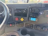 2020 Freightliner CASCADIA 113