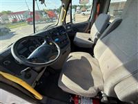 2020 Freightliner CASCADIA 113