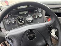 2011 Freightliner CASCADIA 113