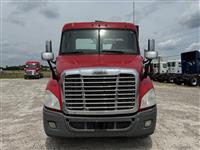 2011 Freightliner CASCADIA 113