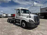 2019 Freightliner Cascadia 125