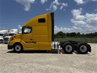 2013 Volvo VNL64T670