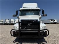 2018 Volvo VNM42T200