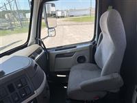 2018 Volvo VNM42T200