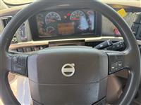 2018 Volvo VNM42T200