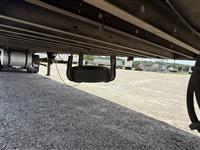 2005 Utility 53 FT