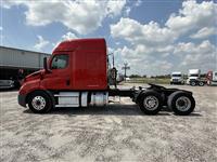 2020 Freightliner CASCADIA 116