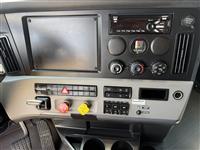 2020 Freightliner CASCADIA 116