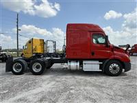 2020 Freightliner CASCADIA 116