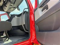 2020 Freightliner CASCADIA 116