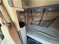 2019 Freightliner Cascadia 125