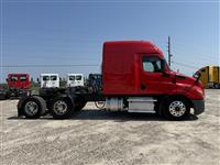 2020 Freightliner CASCADIA 116