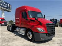 2020 Freightliner CASCADIA 116