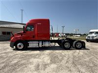 2020 Freightliner CASCADIA 116