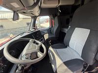 2020 Freightliner CASCADIA 116