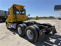 2019 Freightliner CASCADIA 126