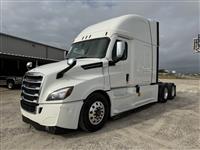 2020 Freightliner CASCADIA 126