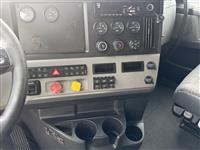 2020 Freightliner CASCADIA 126