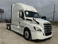 2020 Freightliner CASCADIA 126