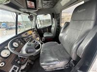 2016 Freightliner 122SD