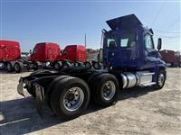 2019 Freightliner Cascadia 125