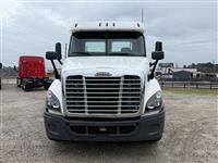 2018 Freightliner Cascadia 125