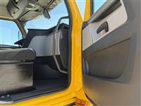 2019 Freightliner CASCADIA 126