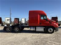 2020 Freightliner CASCADIA 116