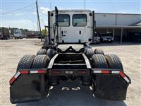 2018 Freightliner Cascadia 125