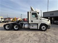 2018 Freightliner Cascadia 125