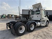 2018 Freightliner Cascadia 125