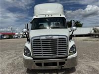 2019 Freightliner CASCADIA 113