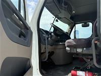 2019 Freightliner CASCADIA 113