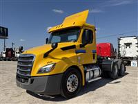 2019 Freightliner CASCADIA 126